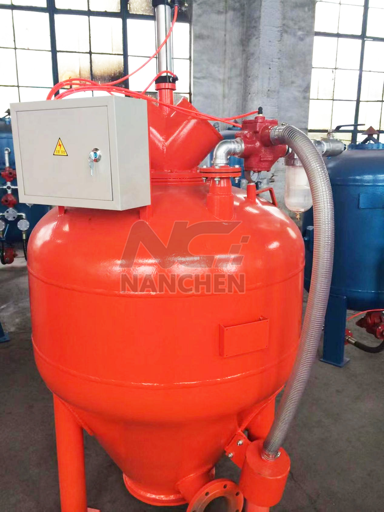 Pneumatic conveying tank Pneumatic conveying tank